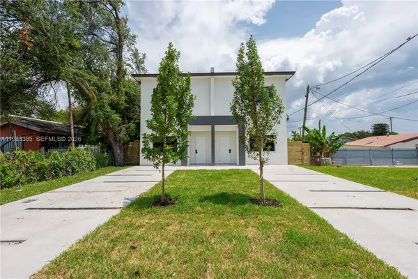$3,500 | 2121 Northwest 45th Street, Unit 2123, Miami, FL 33142