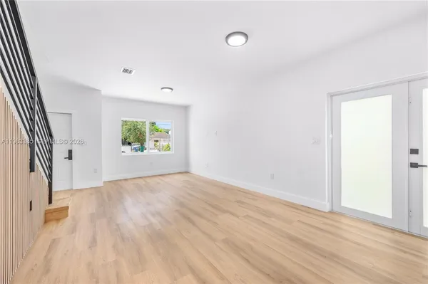 $3,500 | 2121 Northwest 45th Street, Unit 2123, Miami, FL 33142