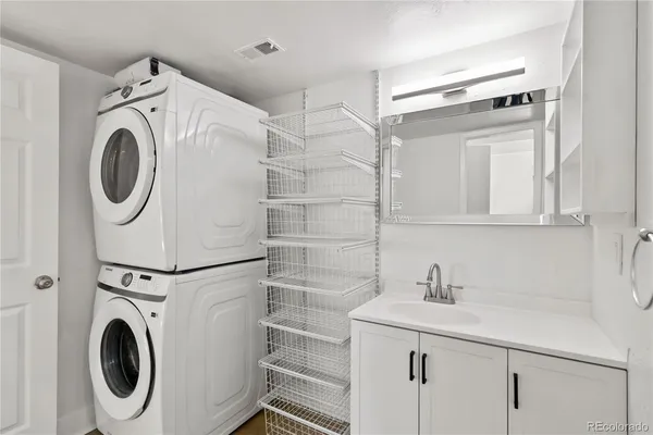 $1,650 | 2525 South Dayton Way, Unit 1708, Denver, CO 80231