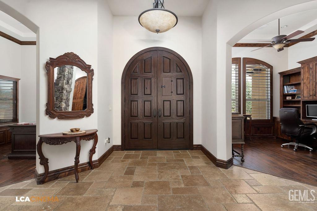 Undisclosed Address Keene, CA 93531 - Photo 7 of 46 a view of a livingroom with furniture and mirror