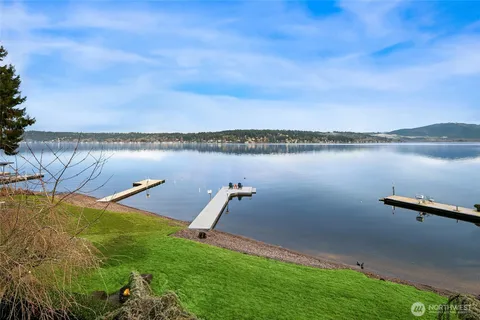 $4,925,000 | 2010 West Lake Sammamish Parkway Southeast, Bellevue, WA 98008