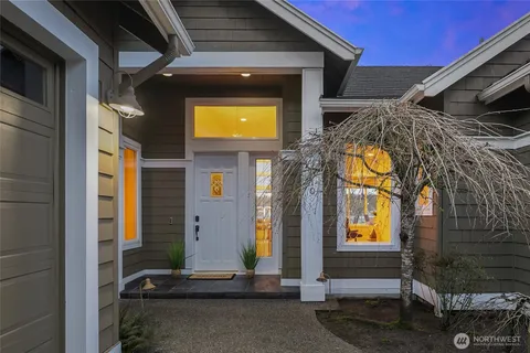 $4,925,000 | 2010 West Lake Sammamish Parkway Southeast, Bellevue, WA 98008