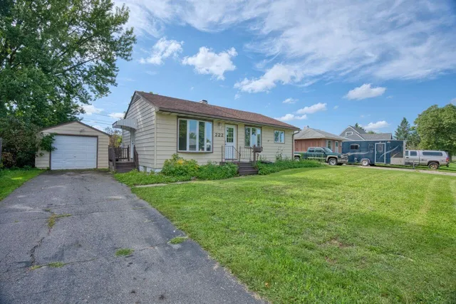 $159,900 | 222 Arlington Road, Hoyt Lakes, MN 55750