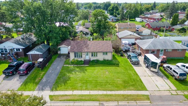 $159,900 | 222 Arlington Road, Hoyt Lakes, MN 55750