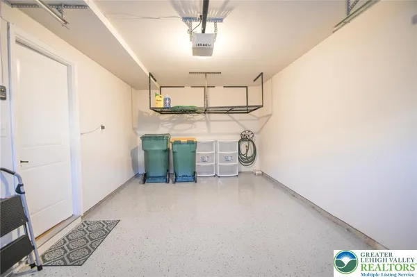 a view of a garage