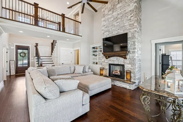 $729,900 | 1832 Rhonda Drive, Christiana, TN 37037