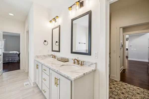 $729,900 | 1832 Rhonda Drive, Christiana, TN 37037