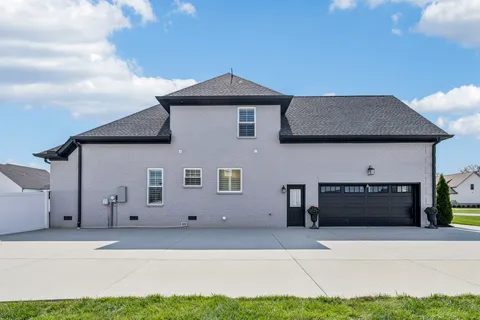 $729,900 | 1832 Rhonda Drive, Christiana, TN 37037