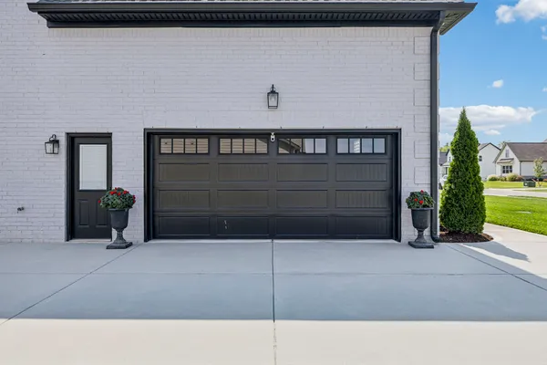 $729,900 | 1832 Rhonda Drive, Christiana, TN 37037