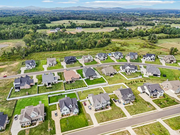 $729,900 | 1832 Rhonda Drive, Christiana, TN 37037