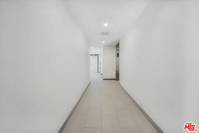 $10,500,000 | 10918 Camarillo Street, North Hollywood, CA 91602