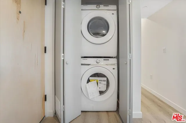 $10,500,000 | 10918 Camarillo Street, North Hollywood, CA 91602