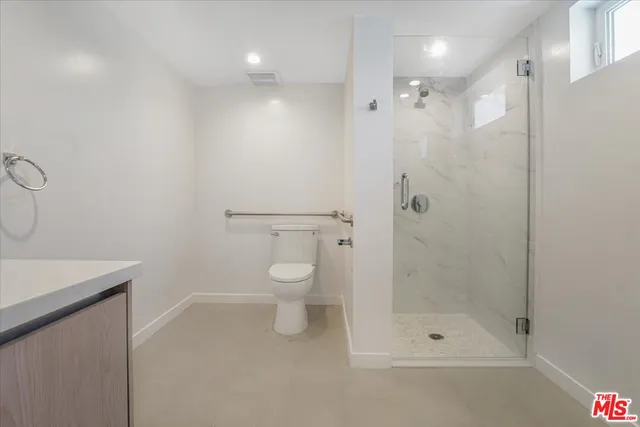 $10,500,000 | 10918 Camarillo Street, North Hollywood, CA 91602