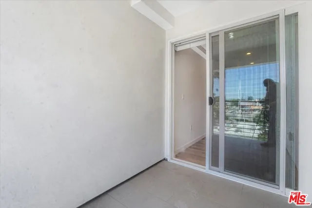 $10,500,000 | 10918 Camarillo Street, North Hollywood, CA 91602