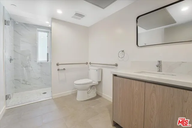 $10,500,000 | 10918 Camarillo Street, North Hollywood, CA 91602