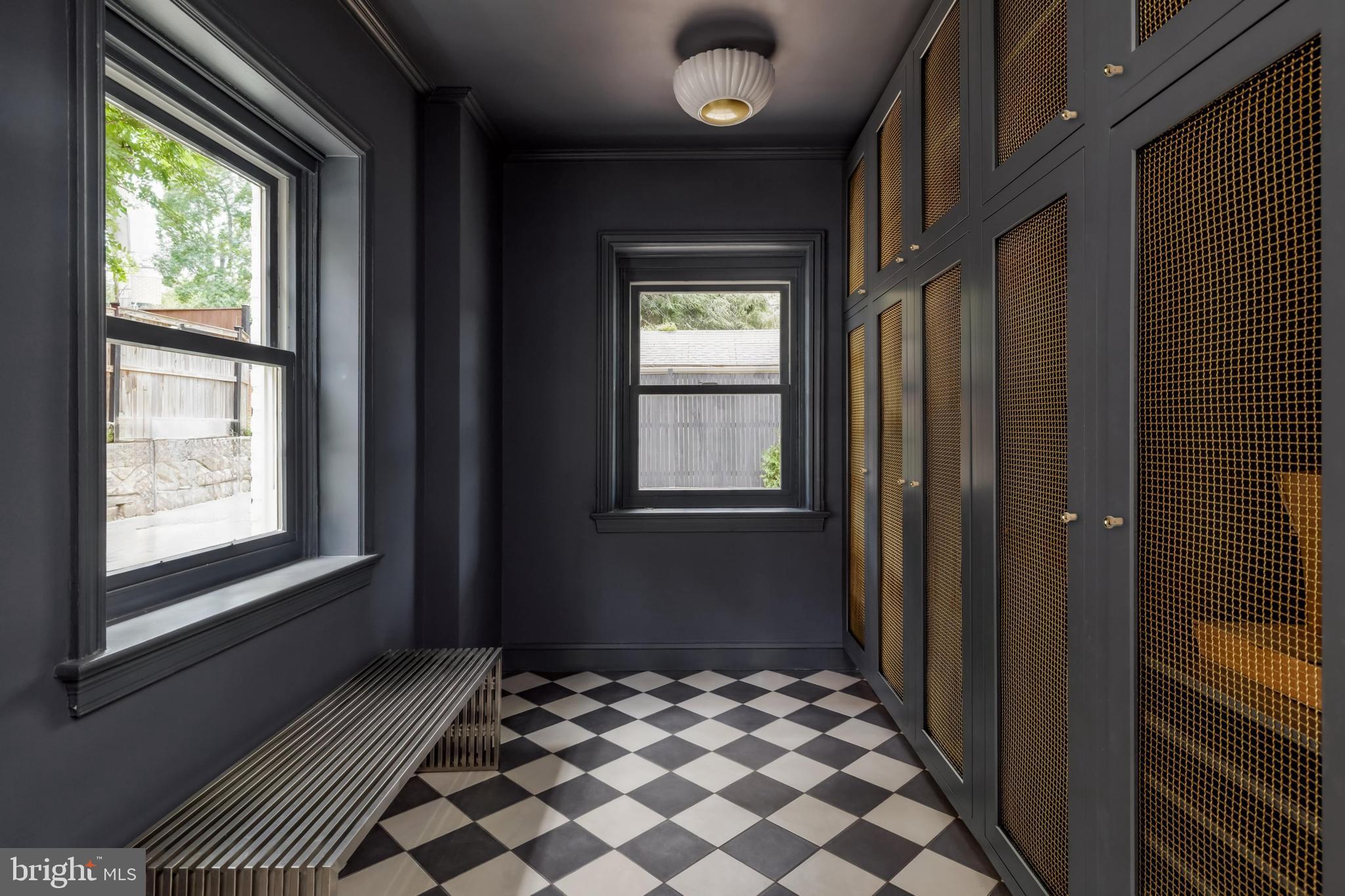 2825 McGill Terrace Northwest Washington, DC 20008 - Photo 24 of 50 a view of a hallway