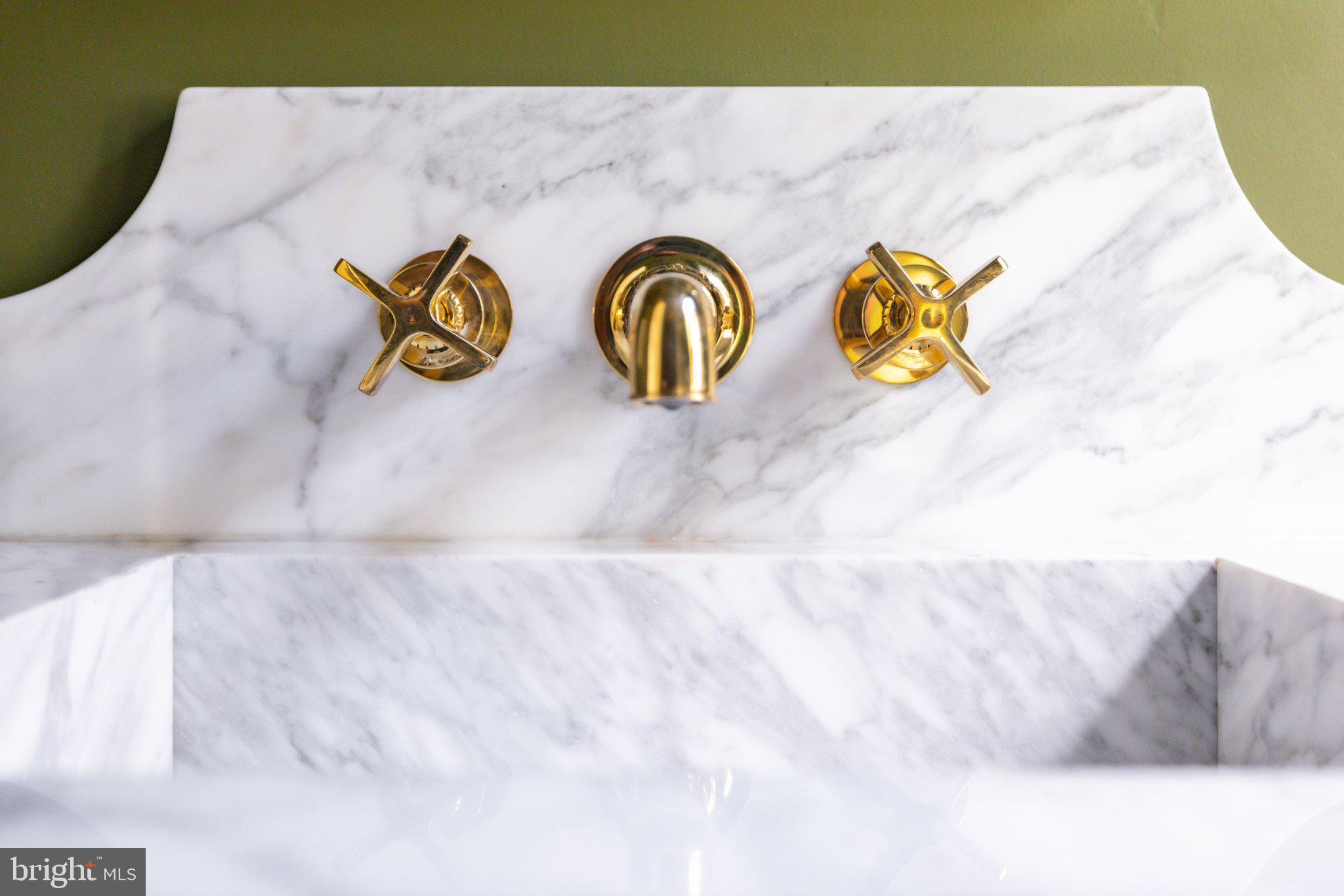 2825 McGill Terrace Northwest Washington, DC 20008 - Photo 26 of 50 a swimming pool with a bench