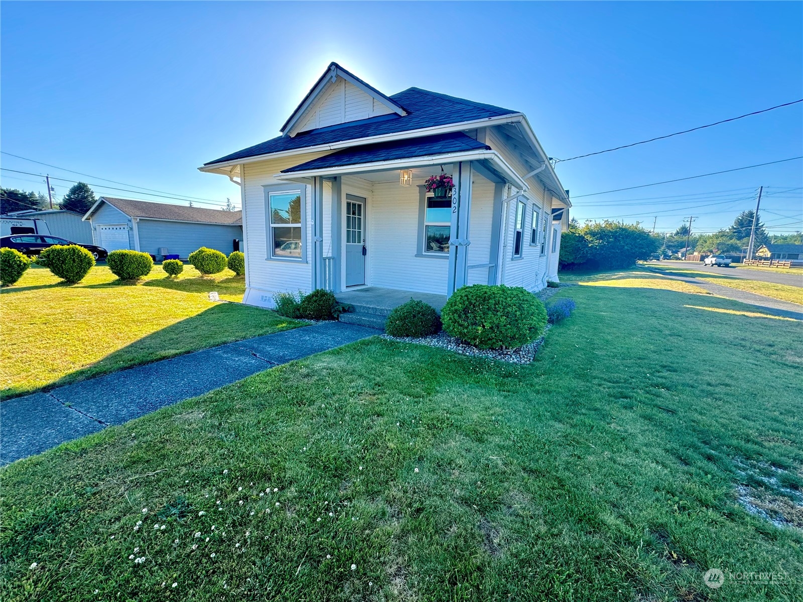 302 H Street Cosmopolis, WA 98537 - Photo 1 of 20 Gallery Image 1