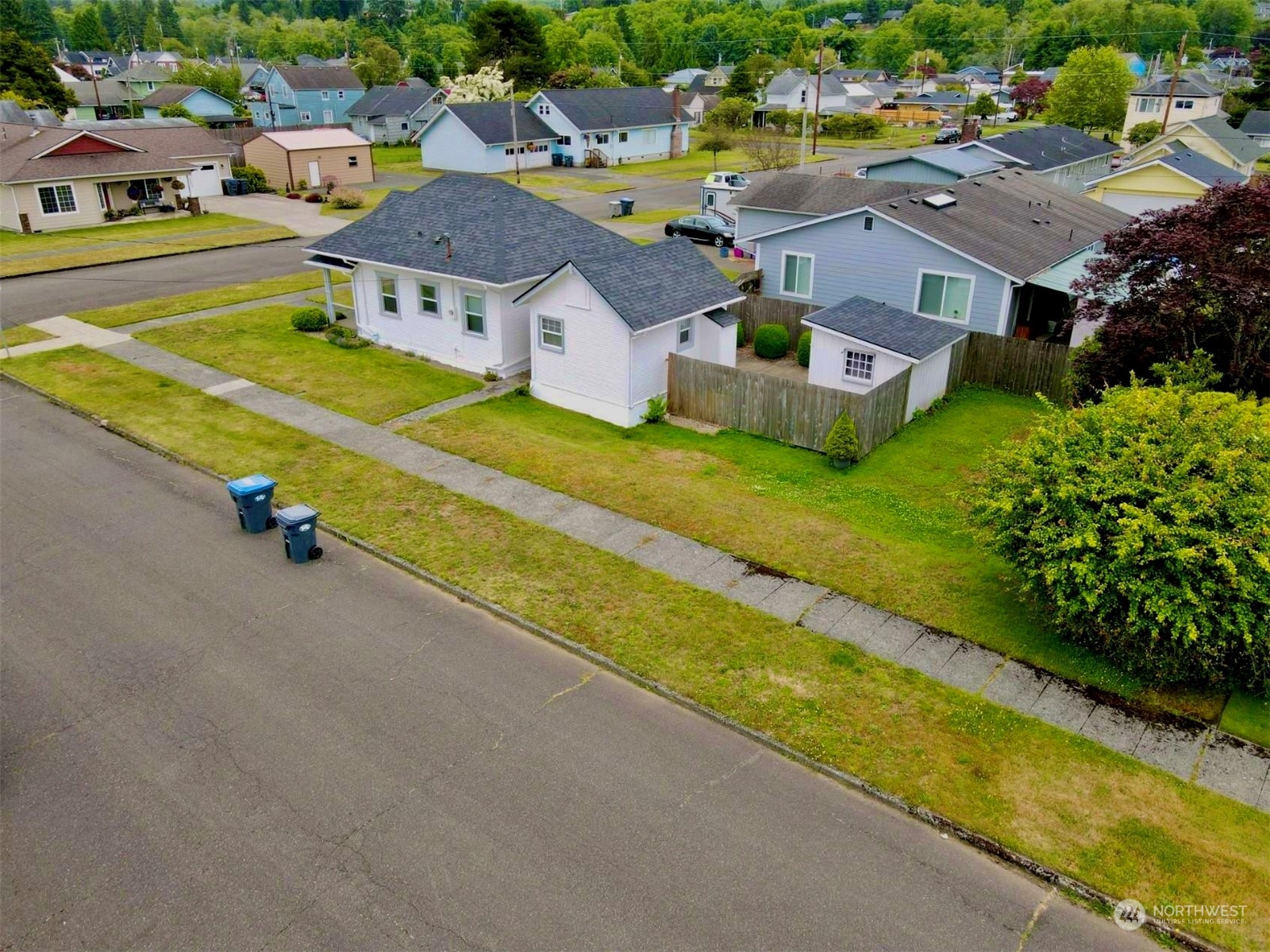 302 H Street Cosmopolis, WA 98537 - Photo 2 of 20 Gallery Image 2