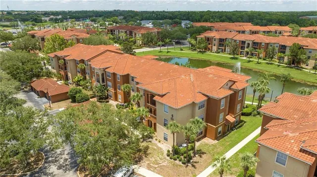 $164,000 | 5572 Metrowest Boulevard, Unit 309, Orlando, FL 32811