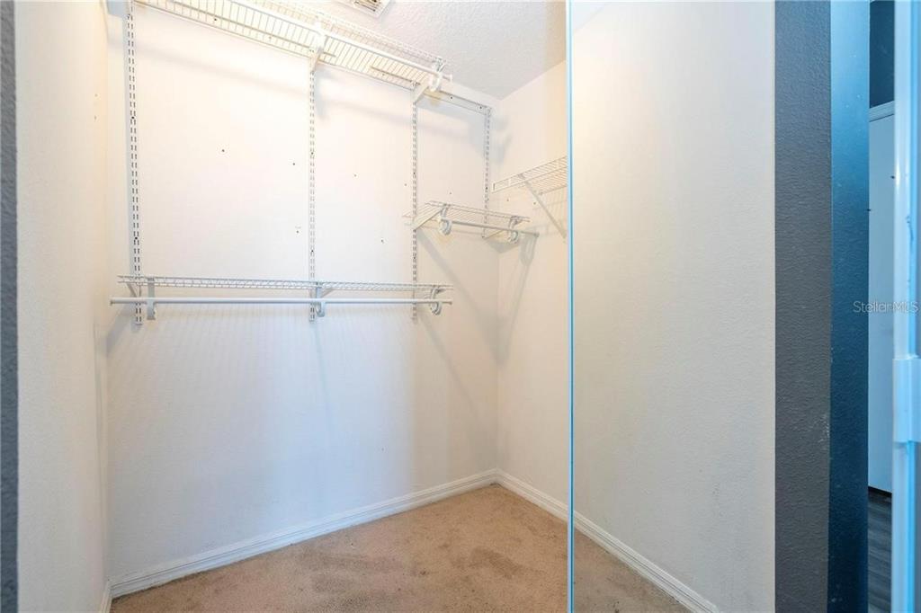 5572 Metrowest Boulevard, Unit 309 Orlando, FL 32811 - Photo 7 of 66 a view of small space