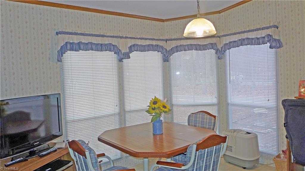 8400 Alda Road Stokesdale, NC 27357 - Photo 7 of 14 Gallery Image 7