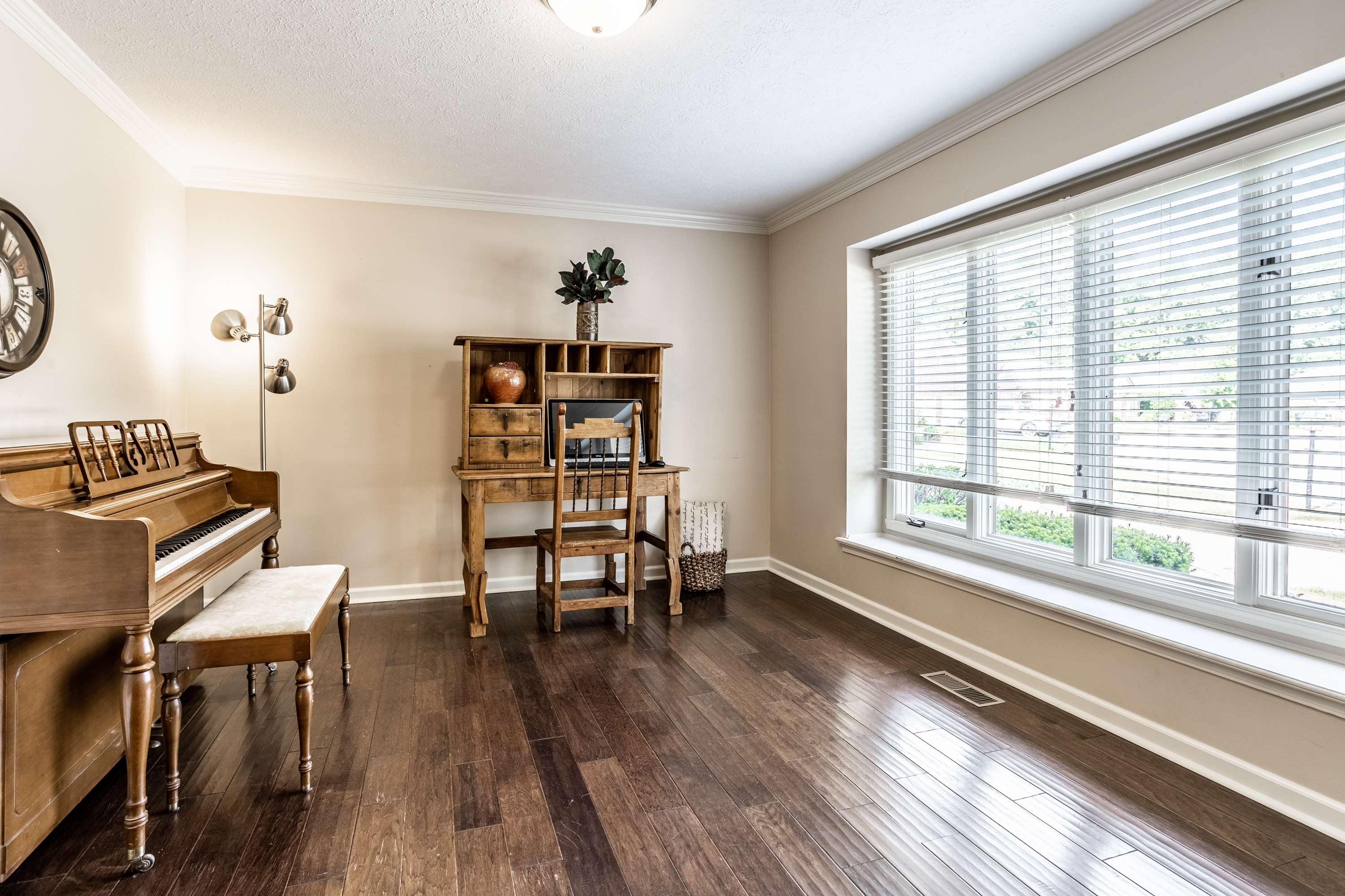 12257 Brompton Road Carmel, IN 46033 - Photo 6 of 42