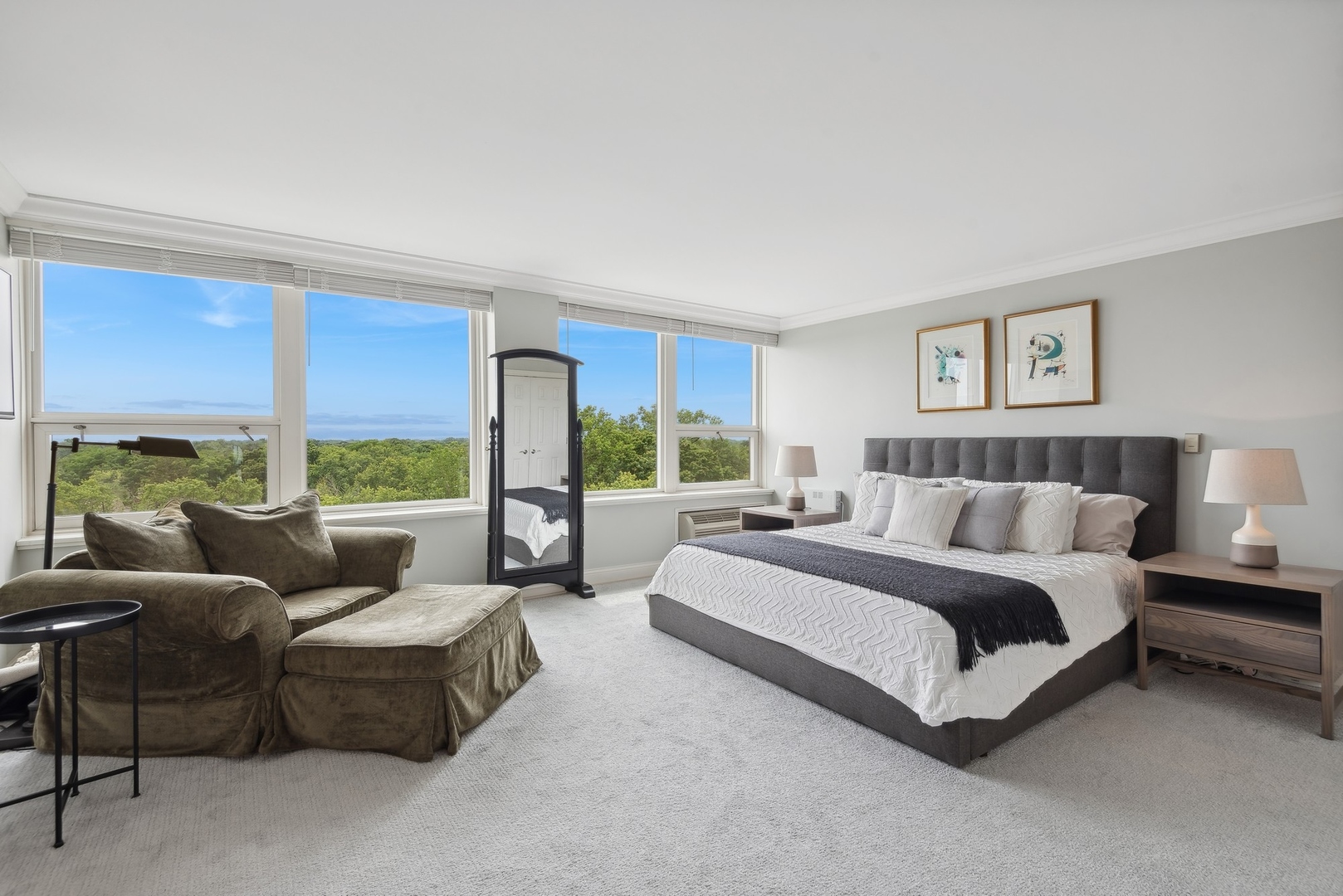 1630 Sheridan Road, Unit 10L Wilmette, IL 60091 - Photo 11 of 31 Gallery Image 11