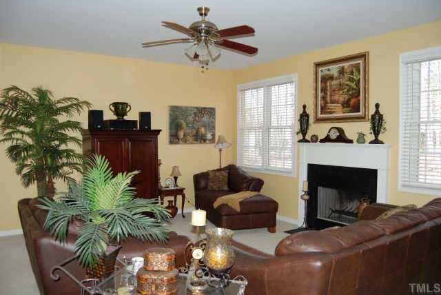 13200 Ellesmere Court Raleigh, NC 27614 - Photo 4 of 10 family room