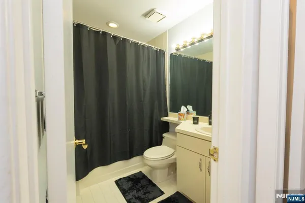 $550,000 | 258 De Rose Court, West Orange, NJ 07052