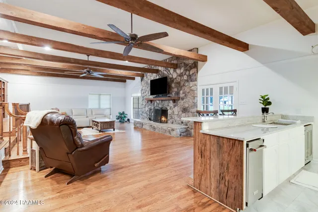 $1,899,999 | 9336 Highway 182, Opelousas, LA 70570