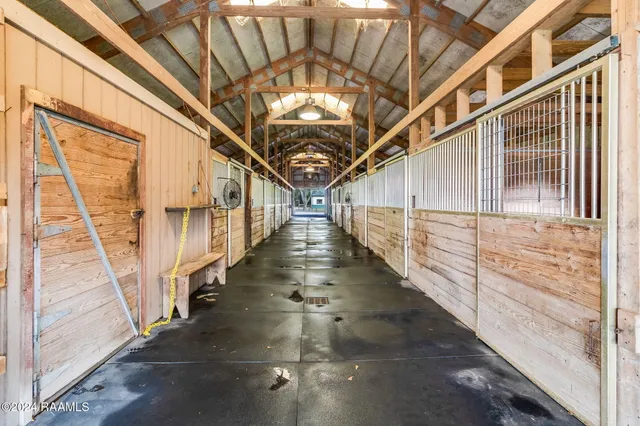 $1,899,999 | 9336 Highway 182, Opelousas, LA 70570