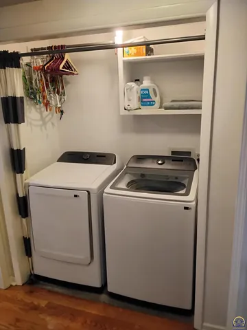 $189,000 | 309 West Lake Street, McLouth, KS 66054