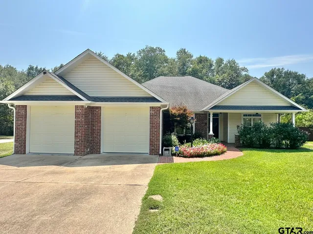 $2,350 | 19390 Sandhill Lane, Flint, TX 75762