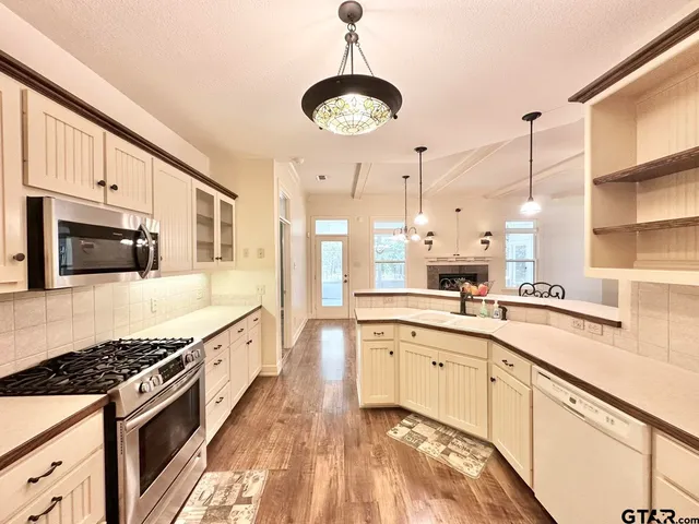 $2,350 | 19390 Sandhill Lane, Flint, TX 75762