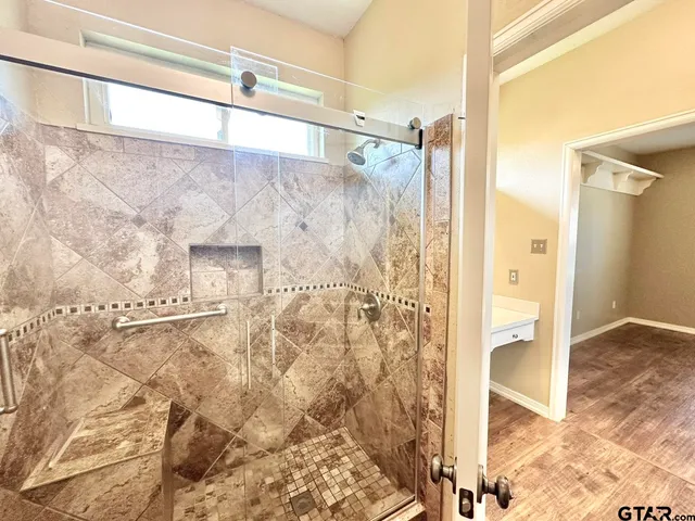 $2,350 | 19390 Sandhill Lane, Flint, TX 75762