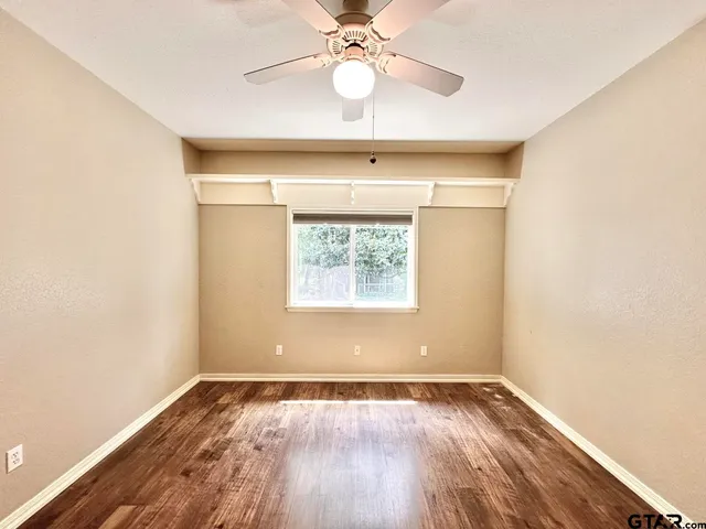 $2,350 | 19390 Sandhill Lane, Flint, TX 75762