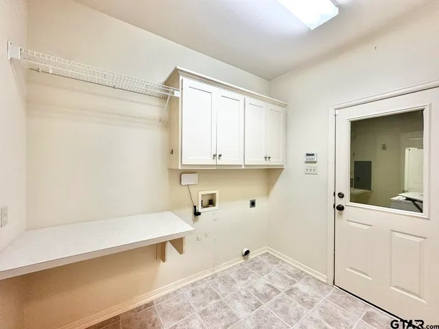 $2,350 | 19390 Sandhill Lane, Flint, TX 75762