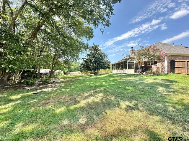 $2,350 | 19390 Sandhill Lane, Flint, TX 75762