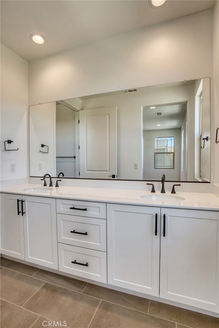 29515 Vernal Road Menifee, CA 92586 - Photo 9 of 11