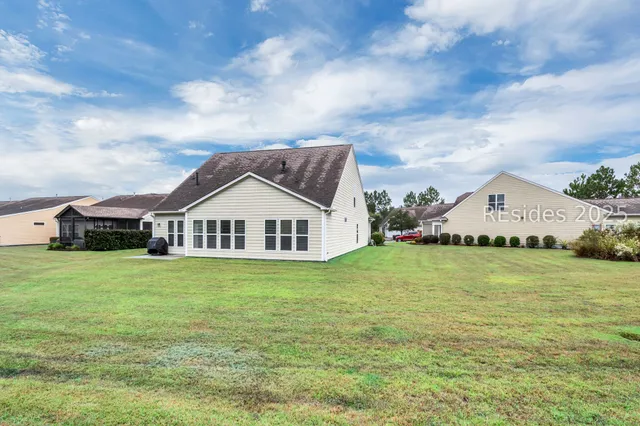 $615,000 | 514 Bluff Point Lane, Okatie, SC 29909