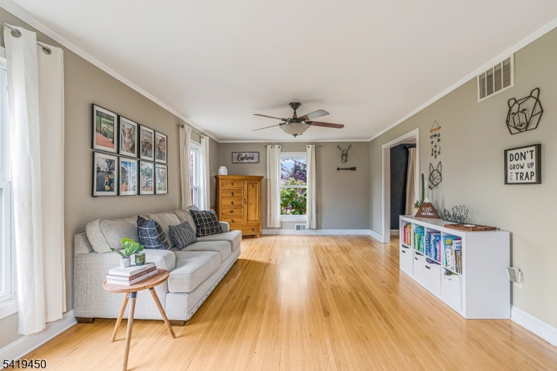 7 Militia Road Whitehouse Station, NJ 08889 - Photo 14 of 44