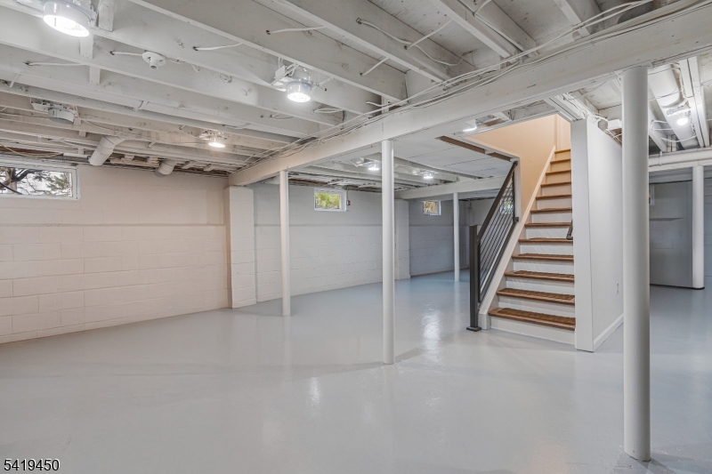 7 Militia Road Whitehouse Station, NJ 08889 - Photo 29 of 44