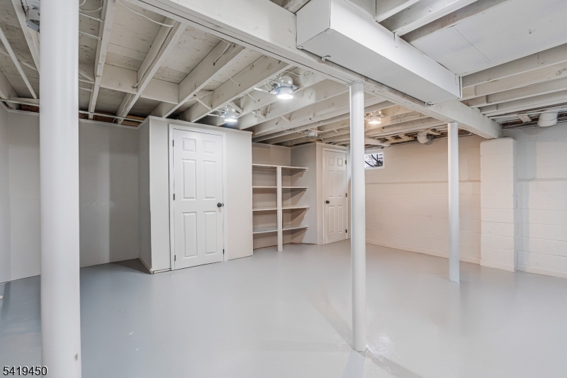 7 Militia Road Whitehouse Station, NJ 08889 - Photo 31 of 44