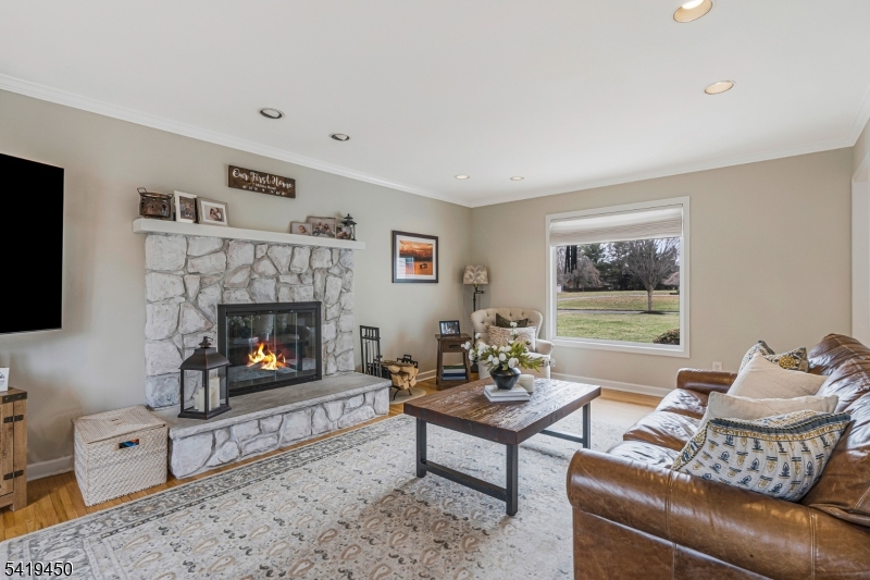 7 Militia Road Whitehouse Station, NJ 08889 - Photo 5 of 44