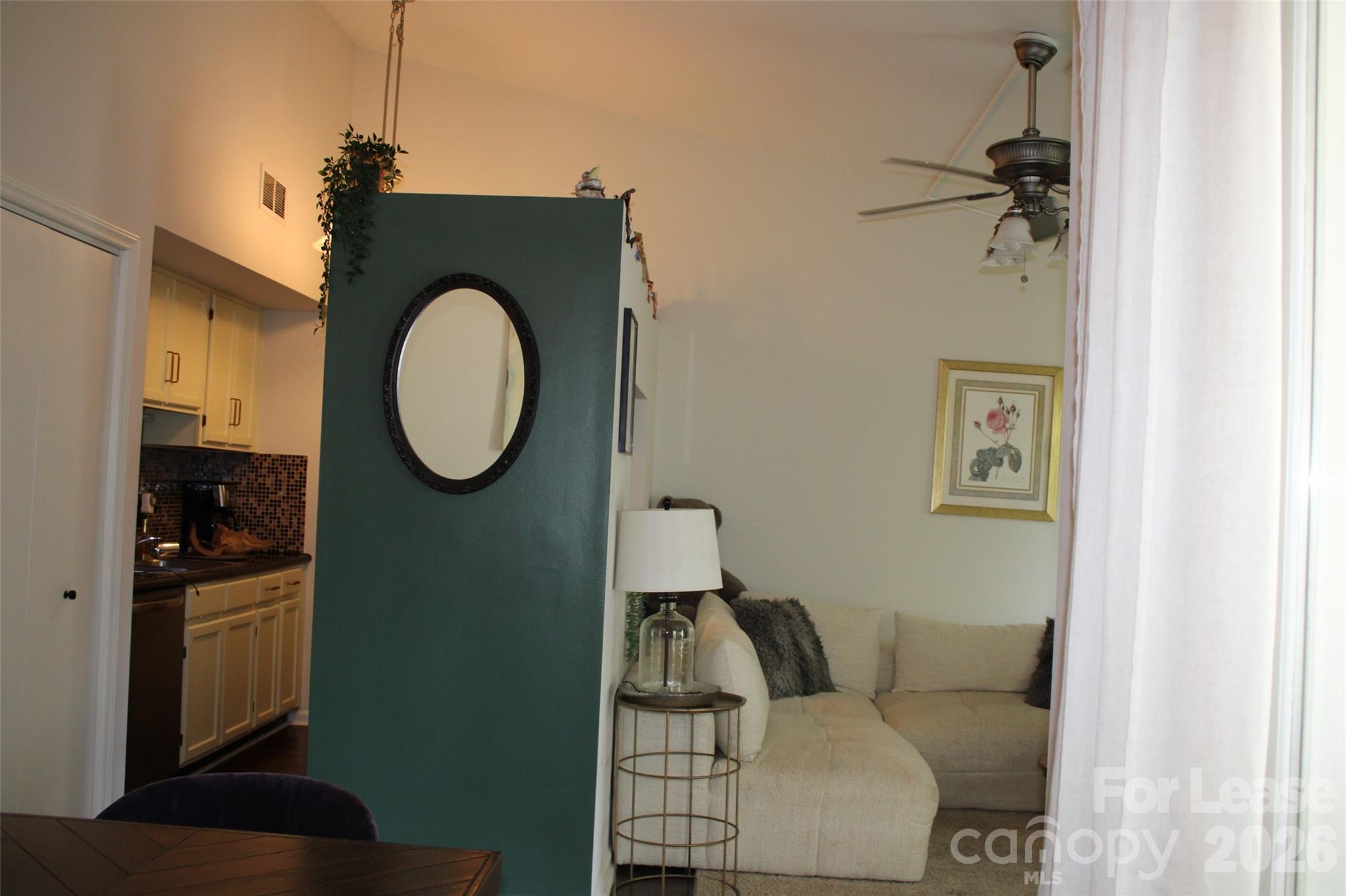 430 Queens Road Charlotte, NC 28207 - Photo 4 of 28
