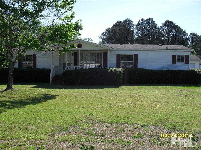 2644 Basstown Road Clinton, NC 28328 - Photo 1 of 15 Primary Photo