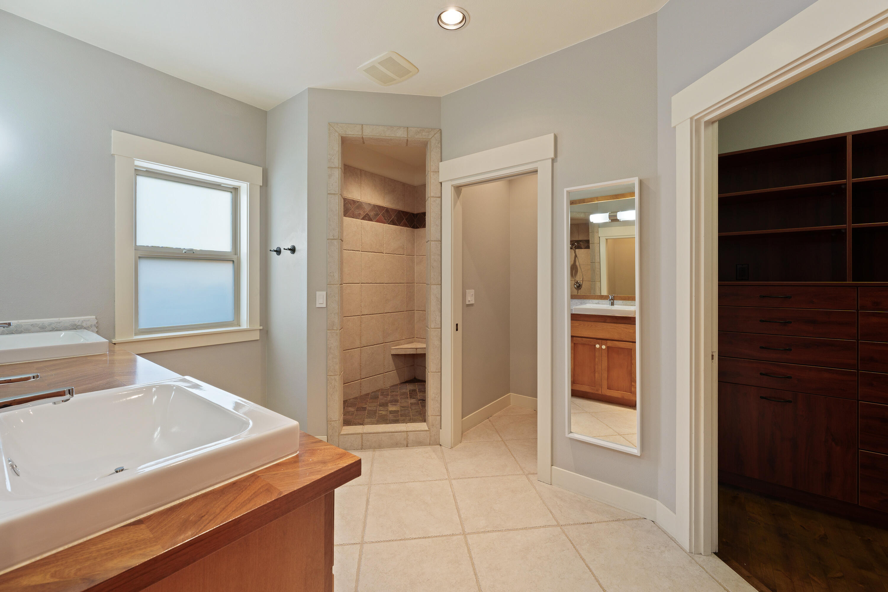 61461 Linton Loop Bend, OR 97702 - Photo 23 of 49 DSC01913
