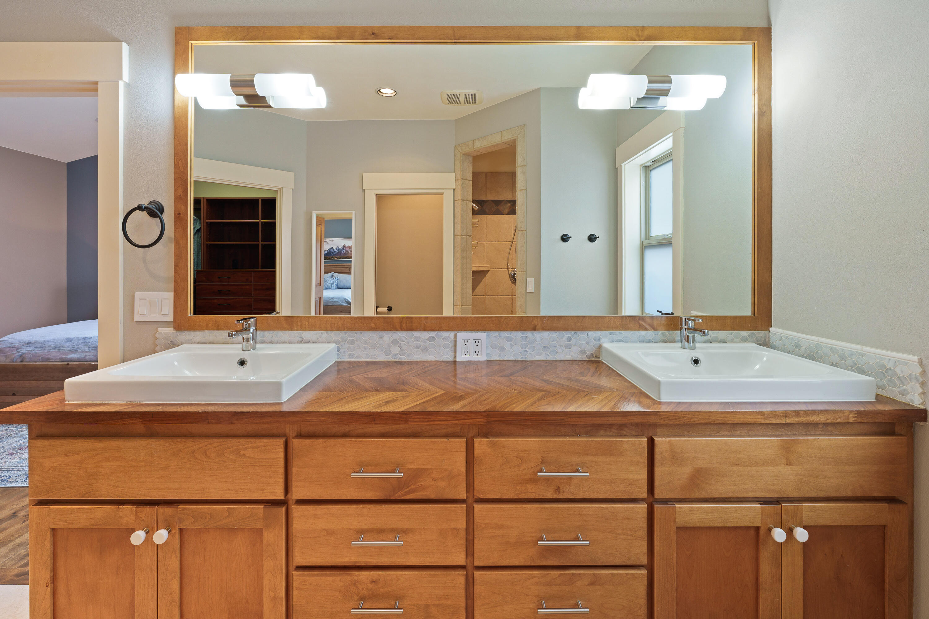 61461 Linton Loop Bend, OR 97702 - Photo 26 of 49 DSC01922