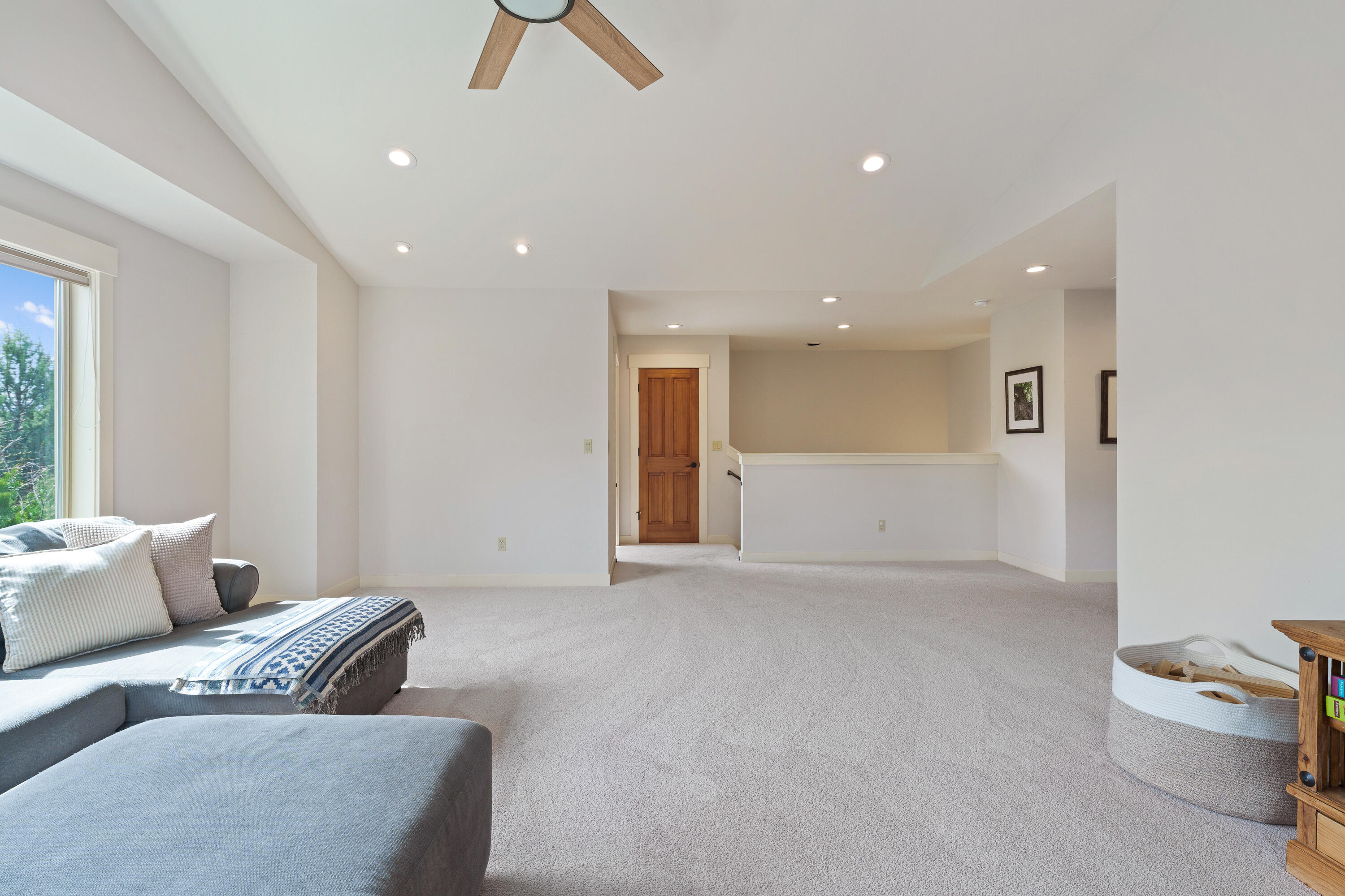 61461 Linton Loop Bend, OR 97702 - Photo 31 of 49 DSC01943